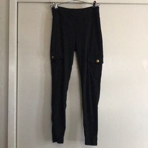 Cargo pocket leggings